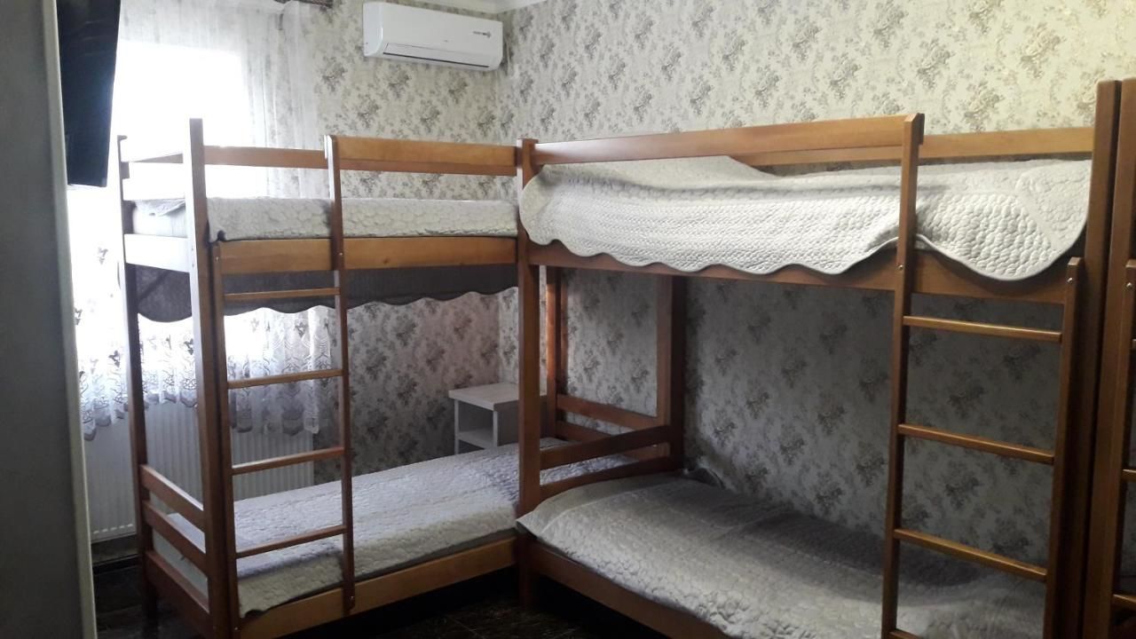 Отель Імперія Атаки